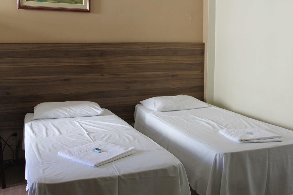 Espigao Palace Hotel Resende Room photo